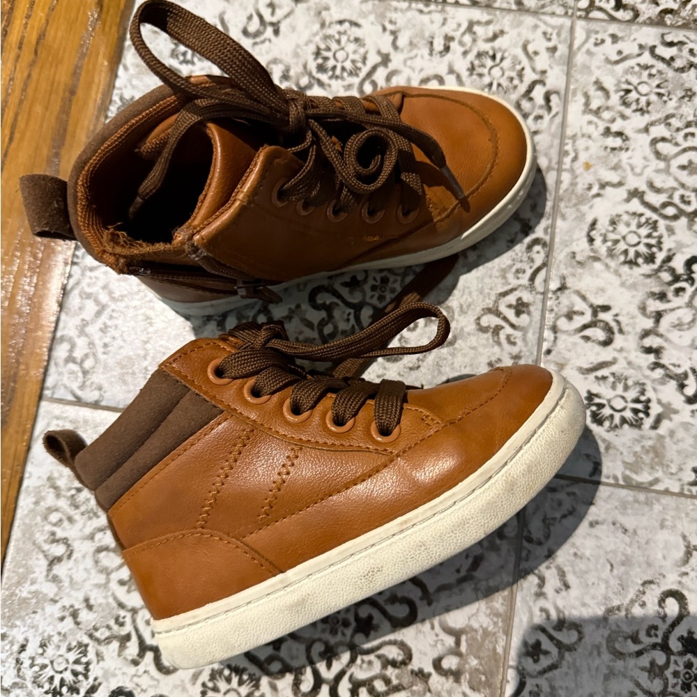 Cat & Jack Brown Kids Boots size 7